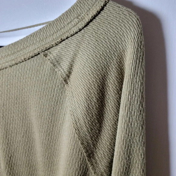 Free People Green Thermal Long Sleeve | We The Free Sweater | Size S - Picture 7 of 7